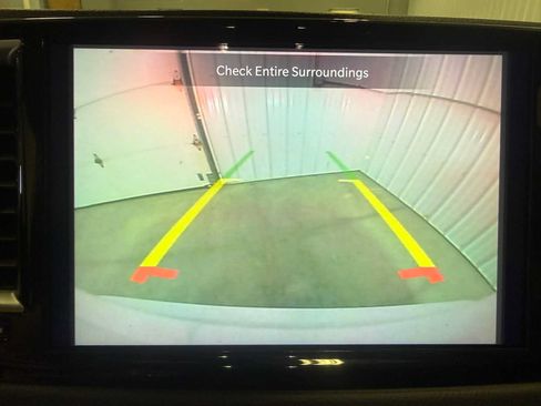 Used 2022 Chrysler Pacifica Touring-L FWD image 30
