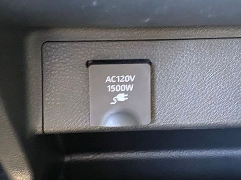 Used 2022 Toyota Sienna XSE w/ XSE Plus Package AWD/4WD image 25