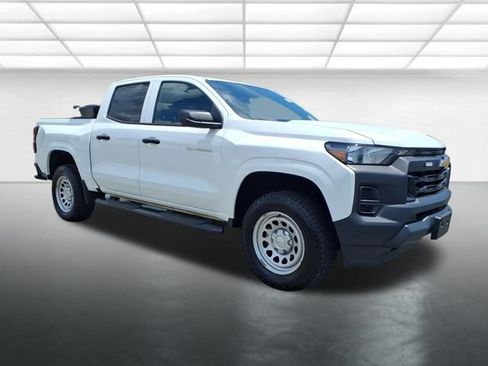 Used 2023 Chevrolet Colorado W/T AWD/4WD image 10