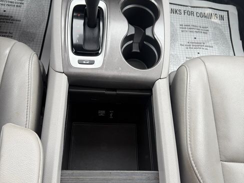 Used 2017 Honda Pilot EX-L image 15