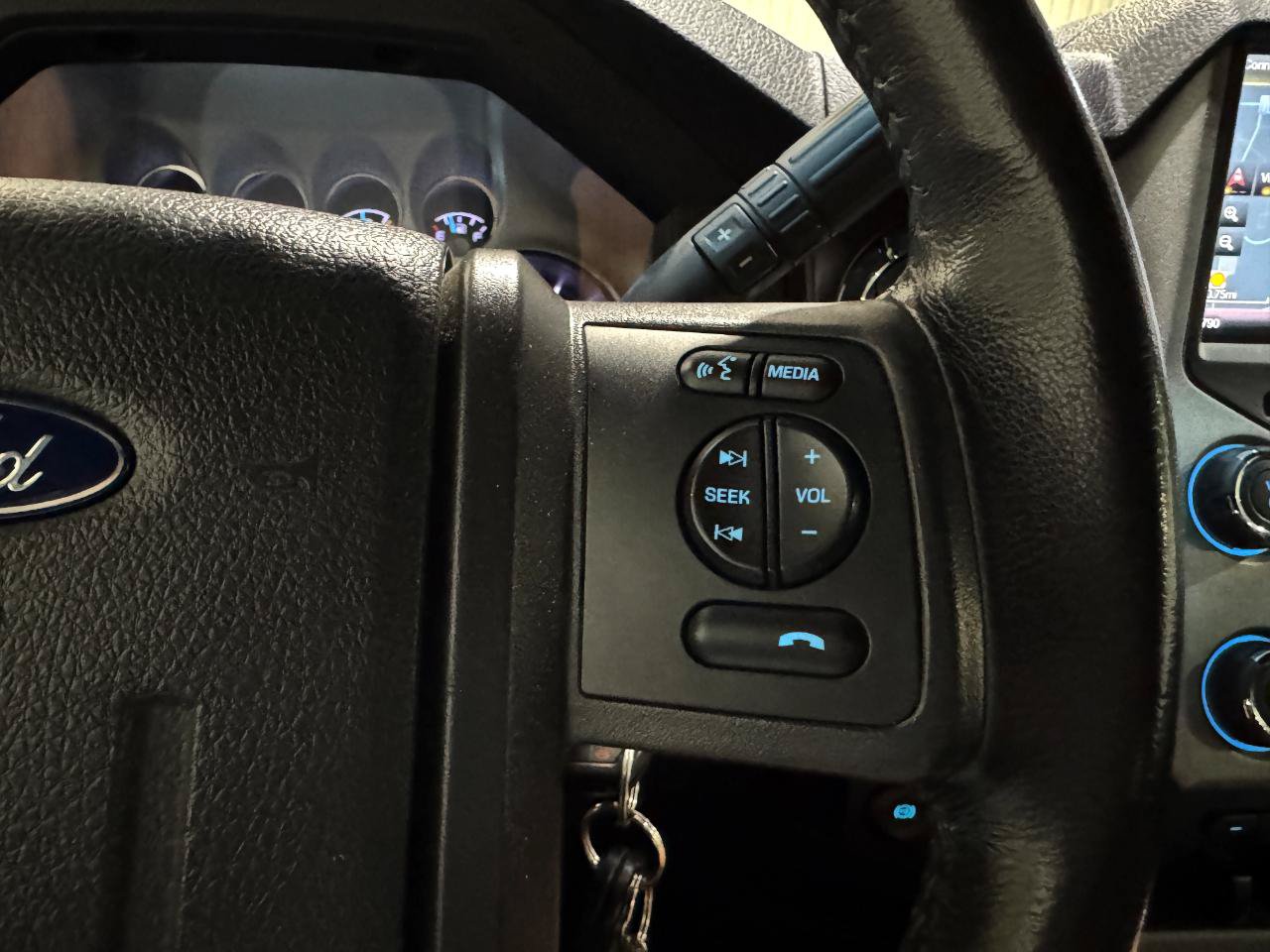 Used 2016 Ford F250 Lariat w/ Lariat Interior Package AWD/4WD image 9