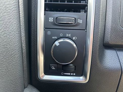 Used 2022 RAM 1500 Classic Warlock w/ Electronics Group AWD/4WD image 29