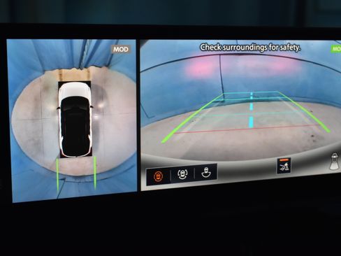 New 2026 Nissan Pathfinder Platinum image 10