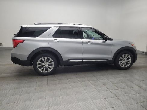 Used 2023 Ford Explorer Limited image 10