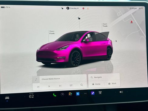 Used 2023 Tesla Model Y Performance AWD/4WD image 24