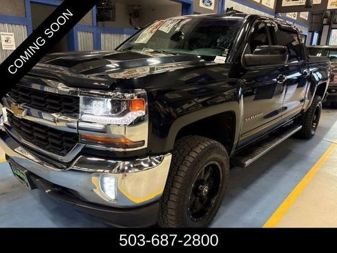 Used 2017 Chevrolet Silverado 1500 LT w/ All Star Edition AWD/4WD image 1