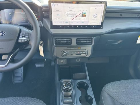 New 2025 Ford Maverick XL image 27