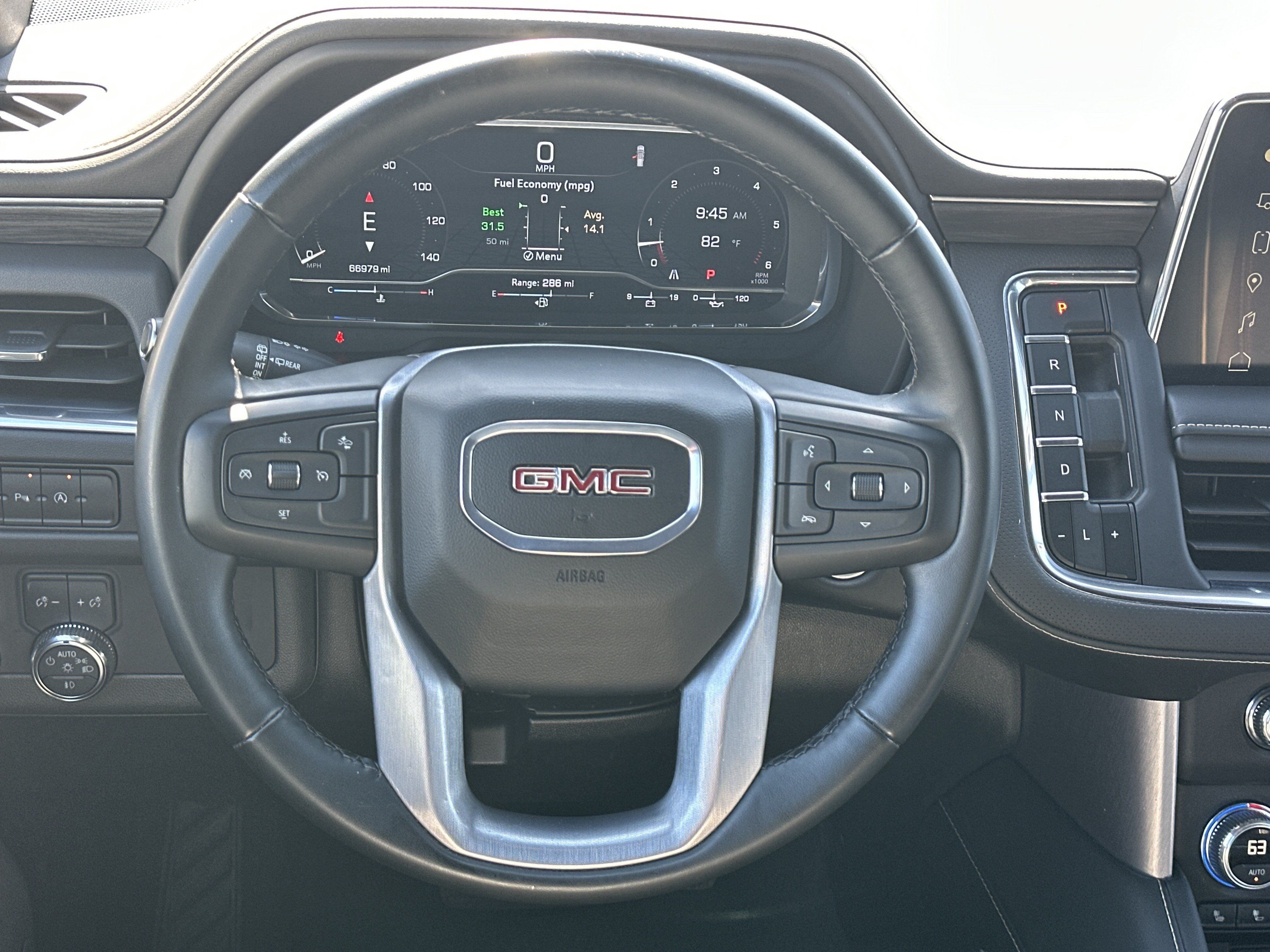 Certified 2024 GMC Yukon XL SLT RWD image 26