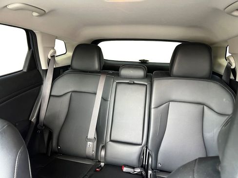 Used 2023 Kia Sportage EX image 13