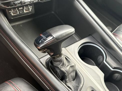 Used 2023 Dodge Durango GT RWD image 31