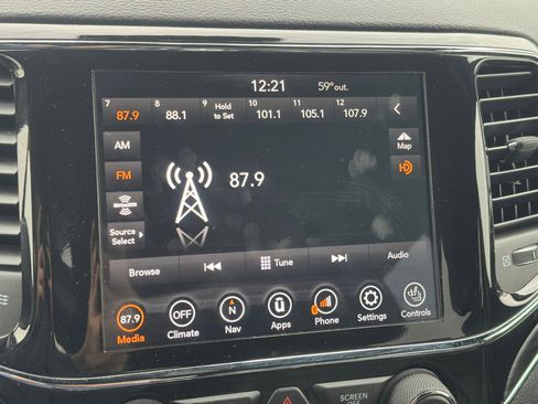 Used 2020 Jeep Grand Cherokee Limited w/ Luxury Group II image 22