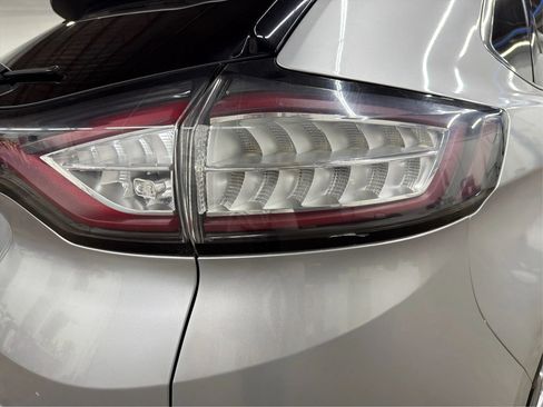 Used 2017 Ford Edge Titanium FWD image 41