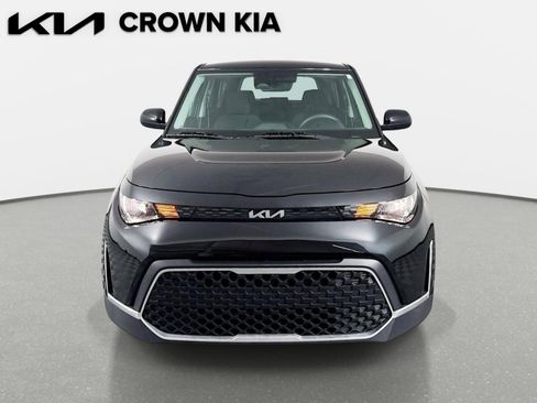 Certified 2025 Kia Soul LX w/ LX Technology Package image 2