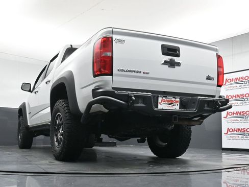 Used 2019 Chevrolet Colorado ZR2 w/ Colorado ZR2 Bison Edition AWD/4WD image 36