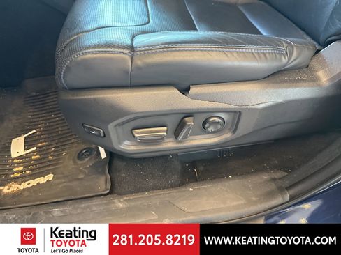 Used 2023 Toyota Tundra Platinum image 12