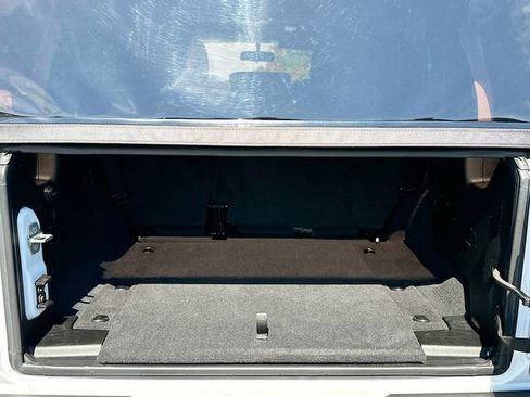 Used 2022 Jeep Wrangler Unlimited Sport image 24