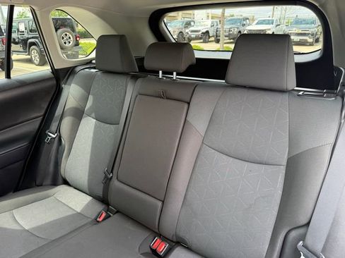 Used 2025 Toyota RAV4 XLE FWD image 30