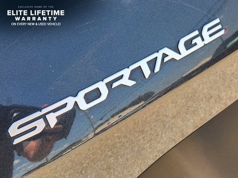 Used 2023 Kia Sportage LX FWD image 10