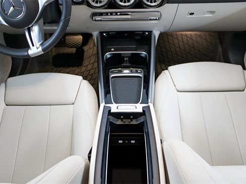 Used 2026 Mercedes-Benz GLA 250 image 17