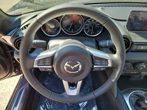 New 2026 MAZDA MX-5 Miata Club w/ Interior Package RWD image 20