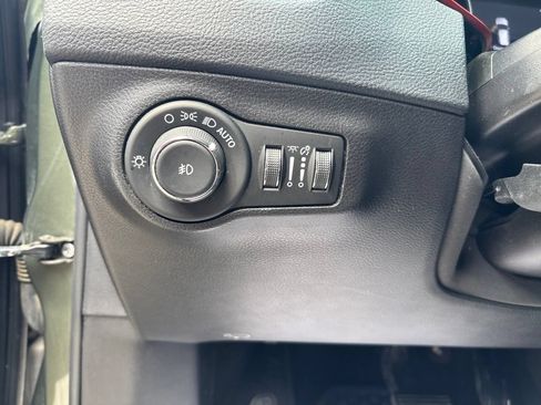 Used 2019 Jeep Compass Trailhawk AWD/4WD image 60