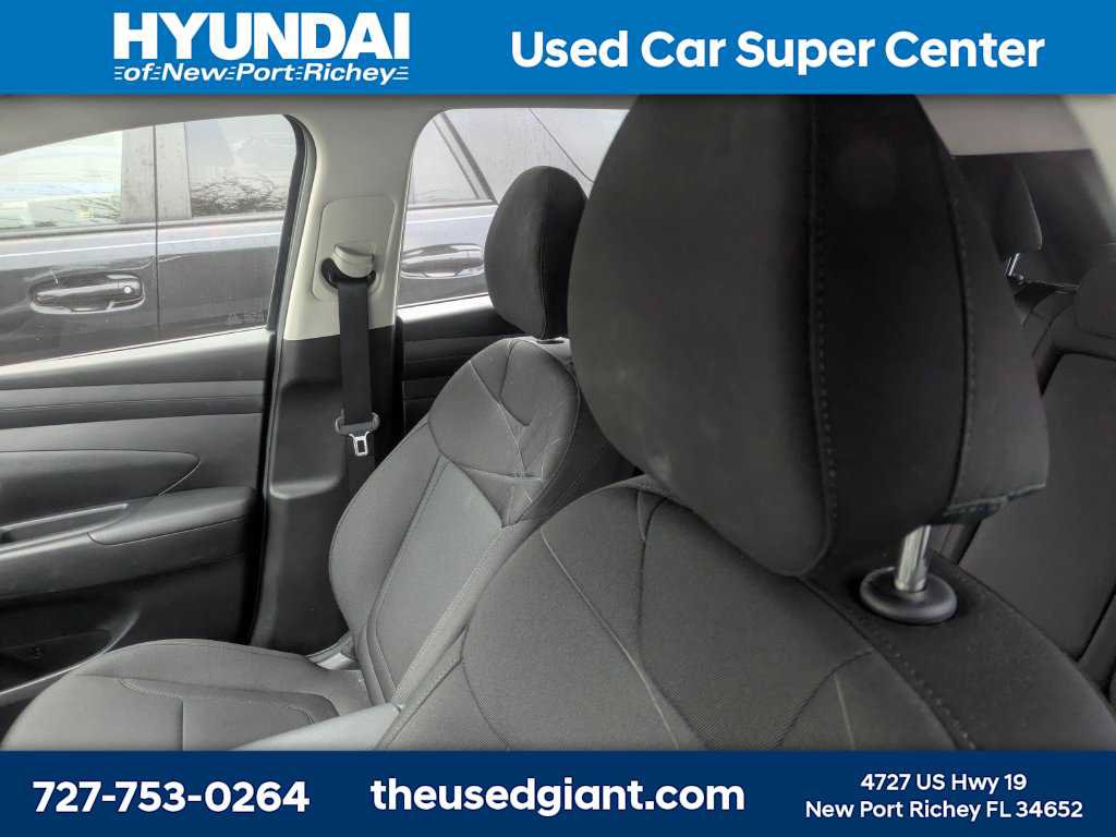 Used 2026 Hyundai Tucson SE FWD image 3