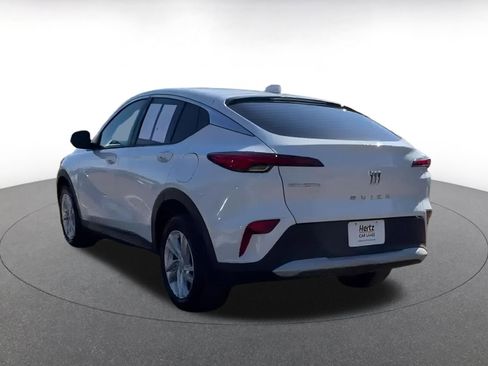 Used 2025 Buick Envista Preferred image 4