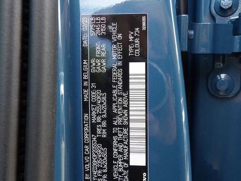 Certified 2023 Volvo C40 P8 Recharge Ultimate w/ Protection Package Premier AWD/4WD image 24