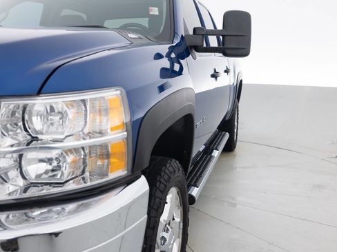 Used 2013 Chevrolet Silverado 2500 LT w/ Interior Plus Package image 12