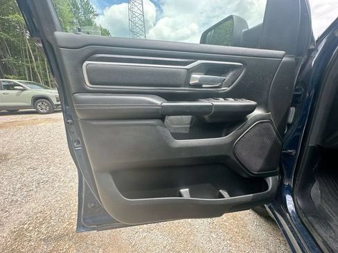 Used 2022 RAM 1500 Big Horn AWD/4WD image 23