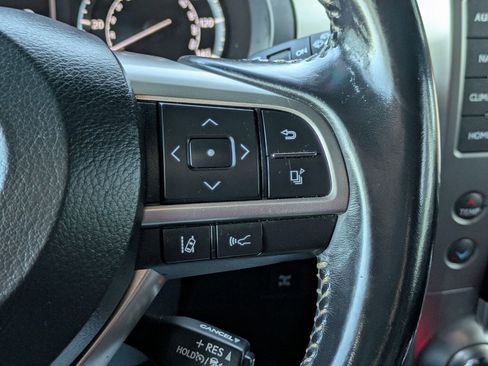 Used 2020 Lexus GX 460 Premium image 15