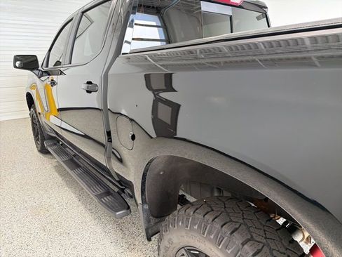 Used 2022 Chevrolet Silverado 1500 LT Trail Boss w/ LT Trail Boss Premium Package image 36