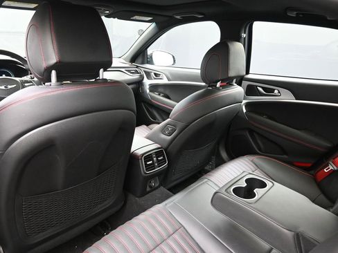 Used 2023 Genesis G70 3.3T w/ Sport Advanced Package image 19