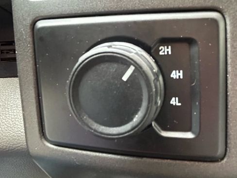 Used 2022 Ford F350 XL w/ Power Equipment Group AWD/4WD image 22