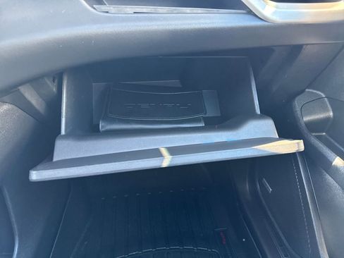 Used 2023 GMC Terrain Denali w/ Black Diamond Edition image 32