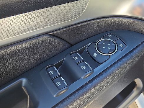 Used 2018 Ford Explorer XLT w/ Equipment Group 201A image 18