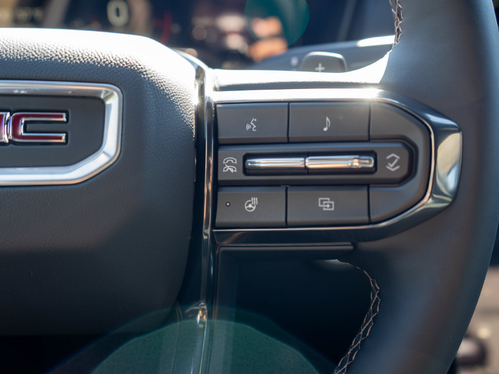 New 2027 GMC Terrain AT4 w/ Convenience Package III AWD/4WD image 19