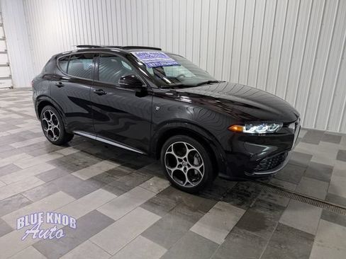 Used 2024 Alfa Romeo Tonale Ti AWD/4WD image 5