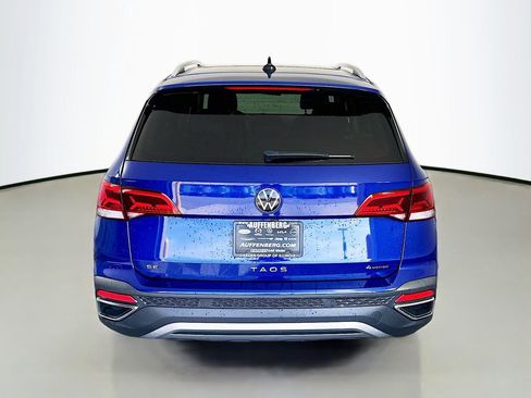 Used 2022 Volkswagen Taos SE FWD image 6