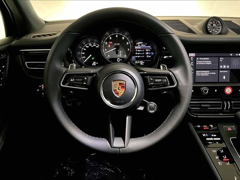 New 2026 Porsche Macan S image 15