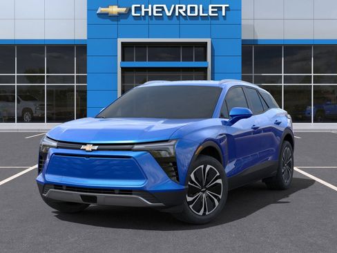 New 2025 Chevrolet Blazer EV LT image 40