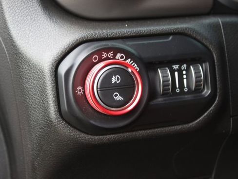 Used 2020 Jeep Gladiator Rubicon image 38