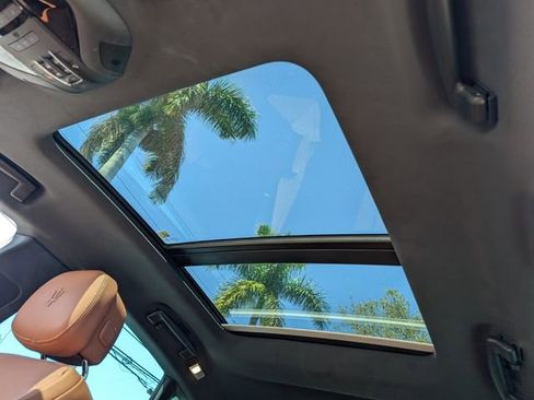 Used 2023 Maserati Levante GT image 23