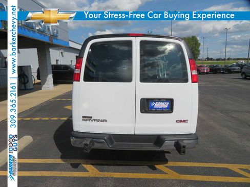 Used 2023 GMC Savana 2500 w/ Driver Convenience Package image 4