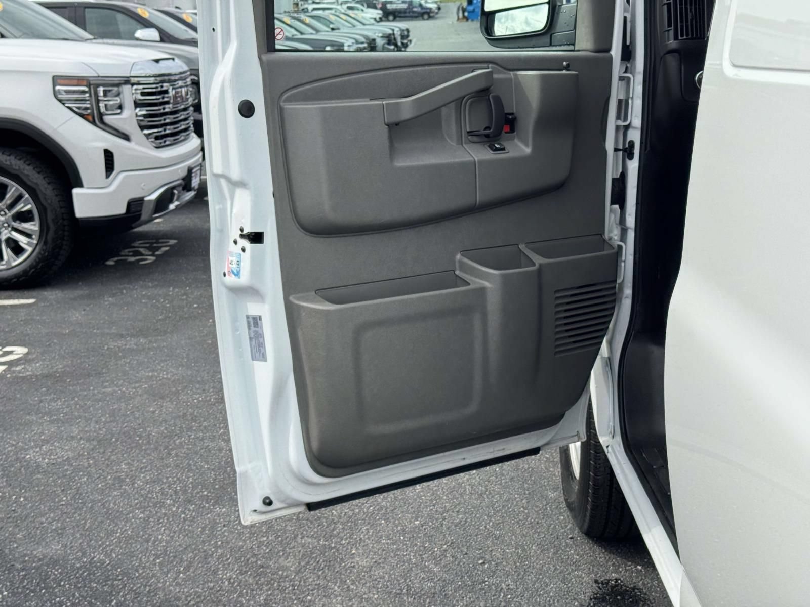 Used 2024 GMC Savana 2500 w/ Driver Convenience Package RWD image 17