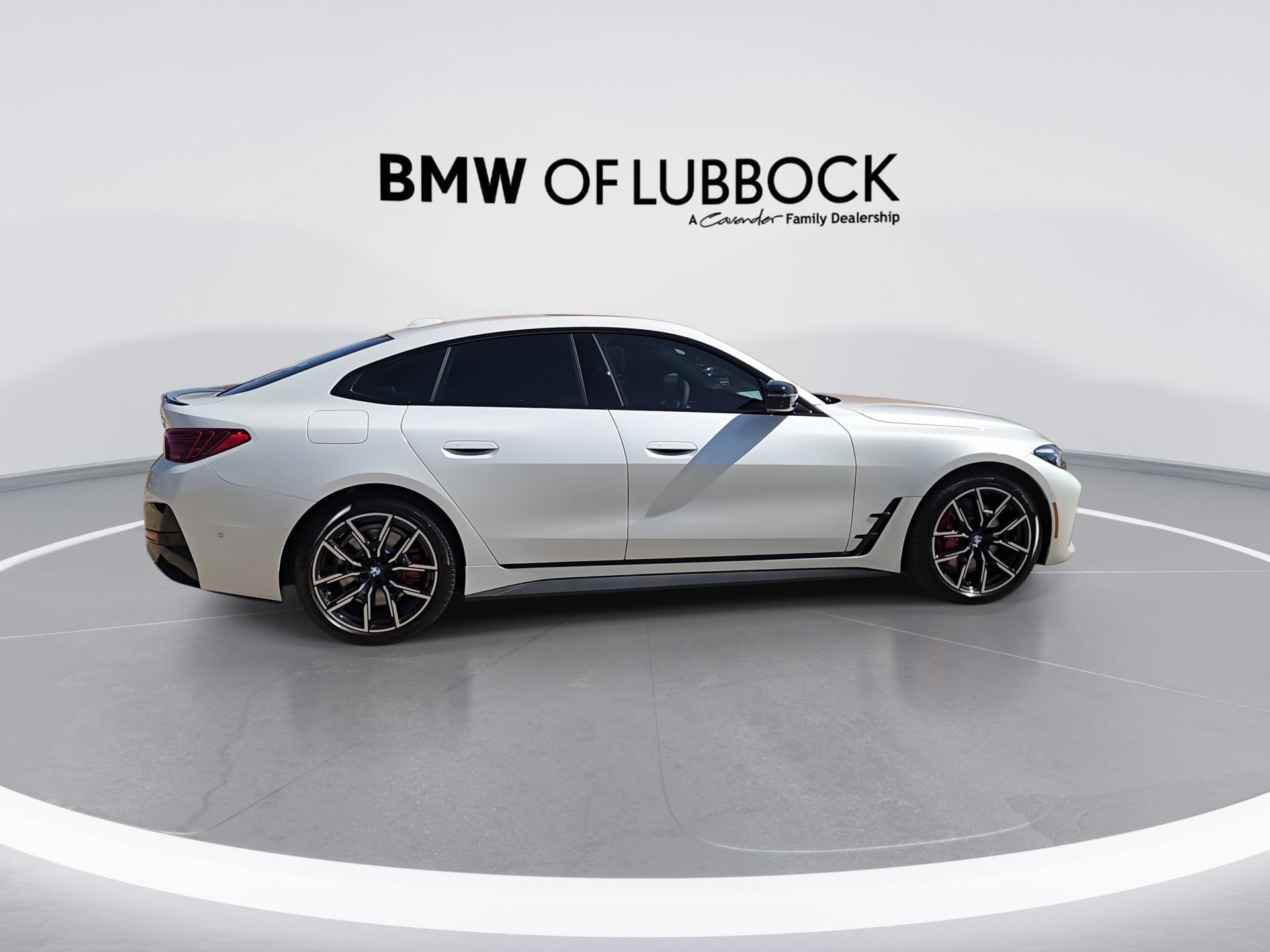 New 2026 BMW 430i xDrive w/ M Sport Package AWD/4WD image 9