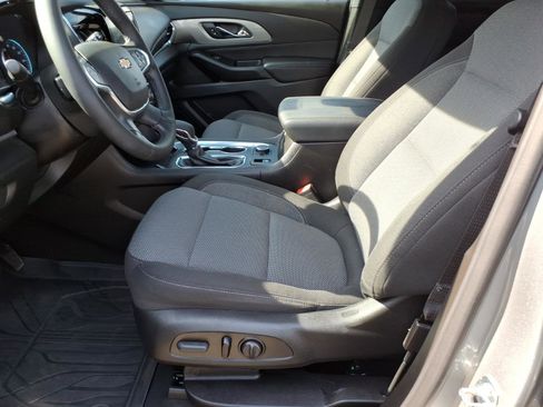 Certified 2023 Chevrolet Traverse LT w/ LPO, Floor Liner Package image 14