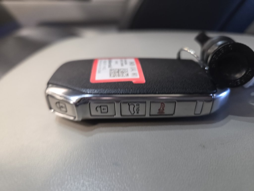 Used 2023 Kia Carnival SX Prestige FWD image 34