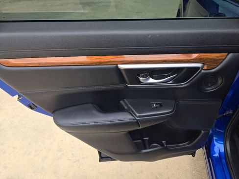 Used 2021 Honda CR-V EX-L image 15