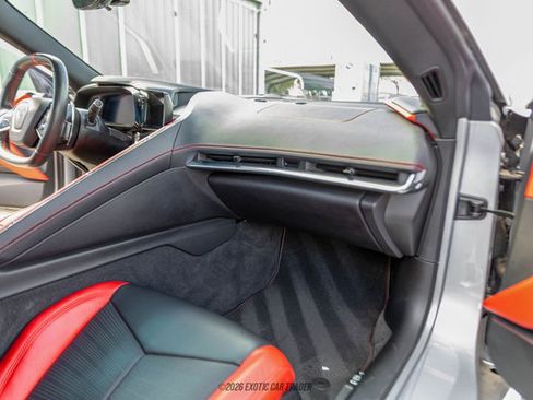 Used 2020 Chevrolet Corvette Stingray Preferred Cpe w/ 2LT Preferred Equipment Group image 29